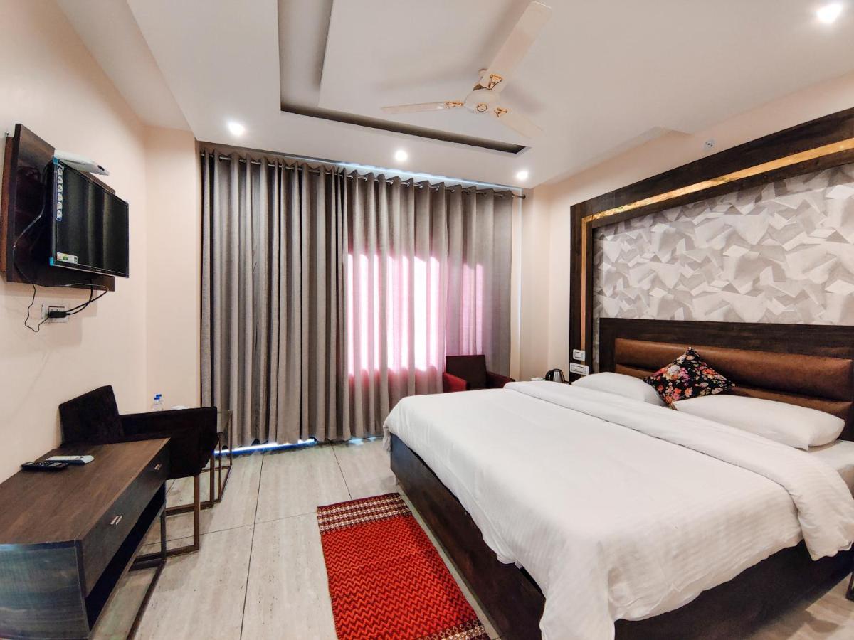 Golden Rock, Dharamshala - Am Hotel Kollection Dış mekan fotoğraf